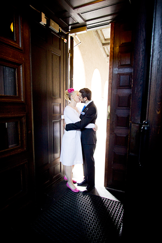 a last smooch in the town hall